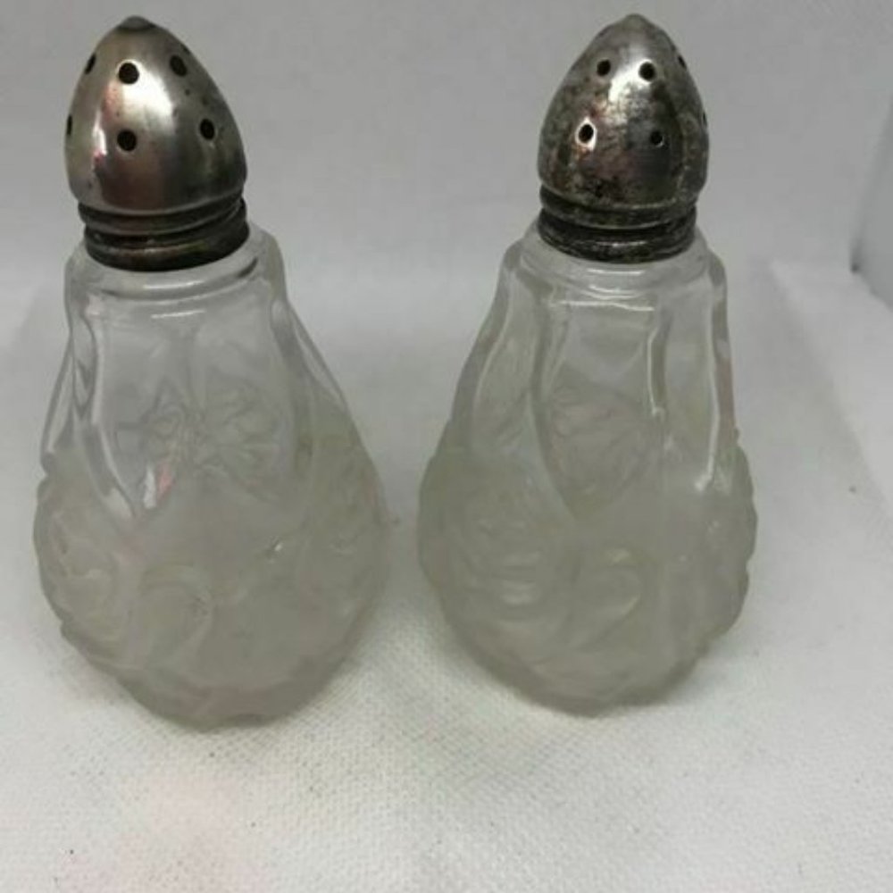 Salt & Pepper Frosted Embossed Glass Silver Tops